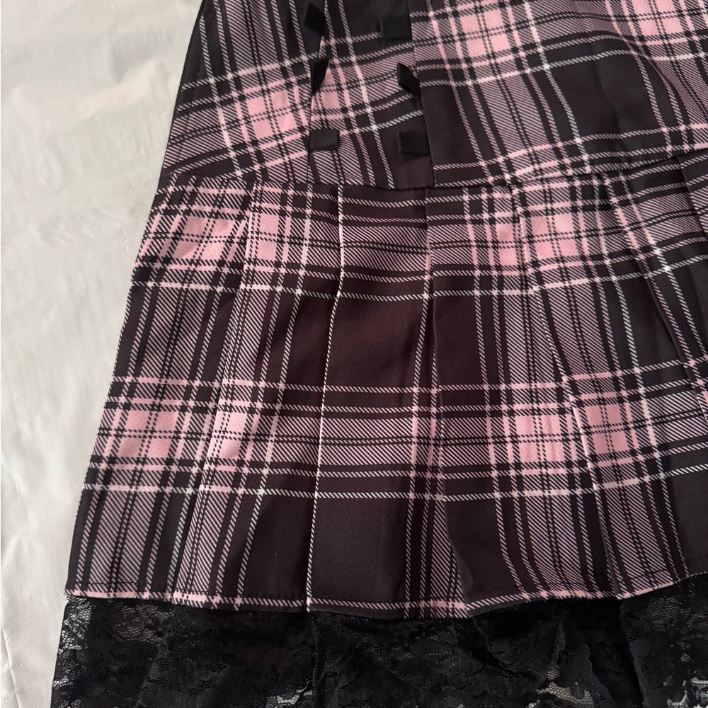 Plaid Pink and Black Skirt - Picture 3 of 13